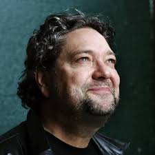 Mike Boddé Cabaretier Jazz Pianist Componist Presentator Boeken