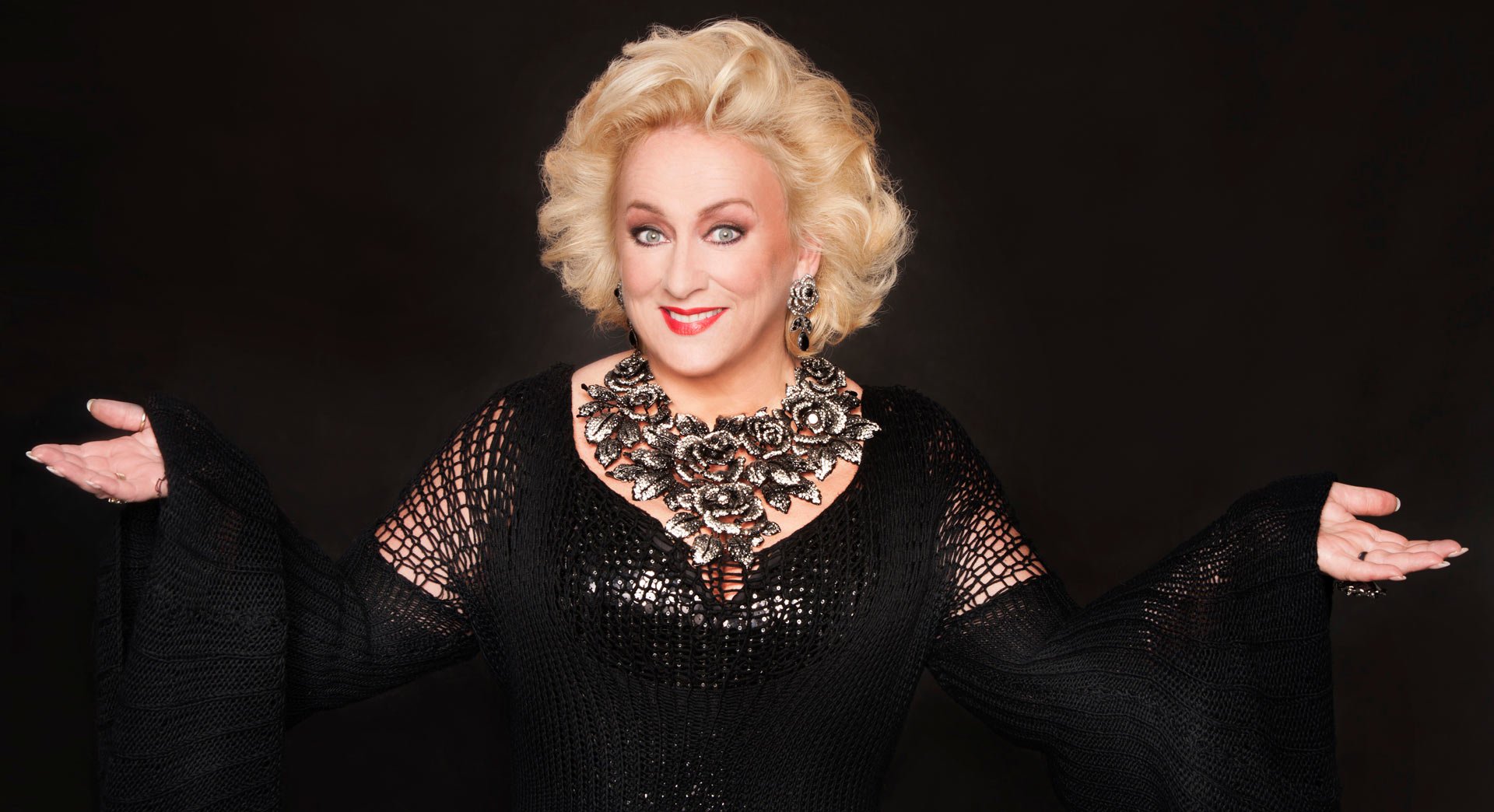 Karin Bloemen Cabaretier Diva Zangeres Tape-act Theatershow Boeken