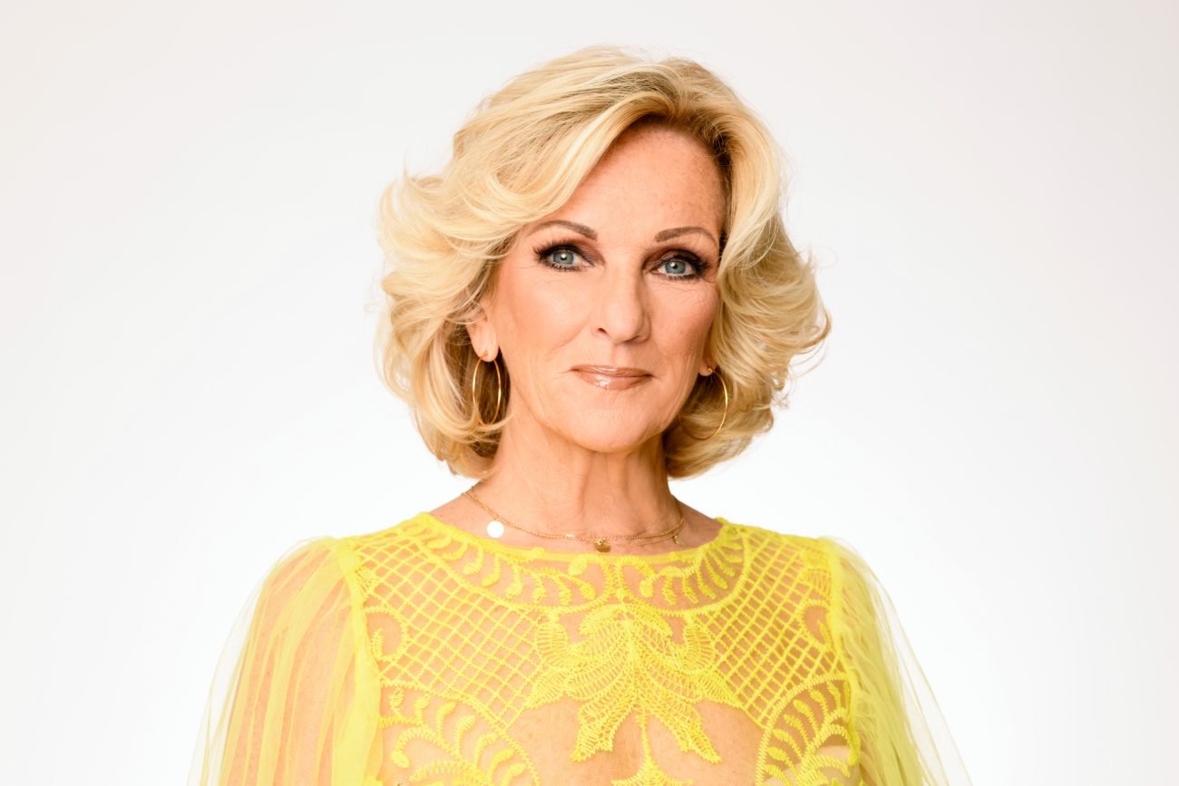 Tineke Schouten Cabaretier Humor Typetje Boeken