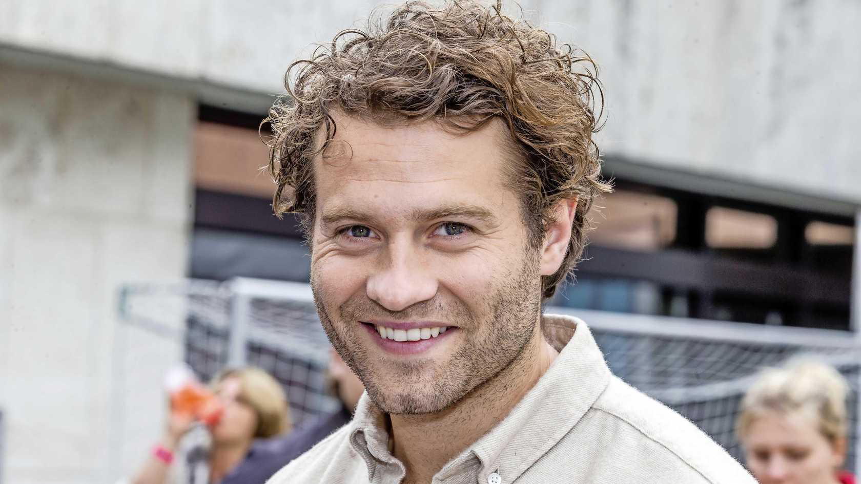 Sascha Visser Acteur DJ Zanger Tape-act Presentator Boeken