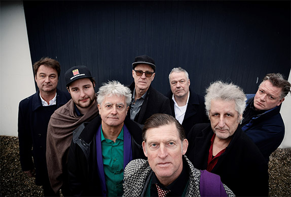 De Dijk Nederpop Nederlandstalig Rock Soul Band Zanger Boeken