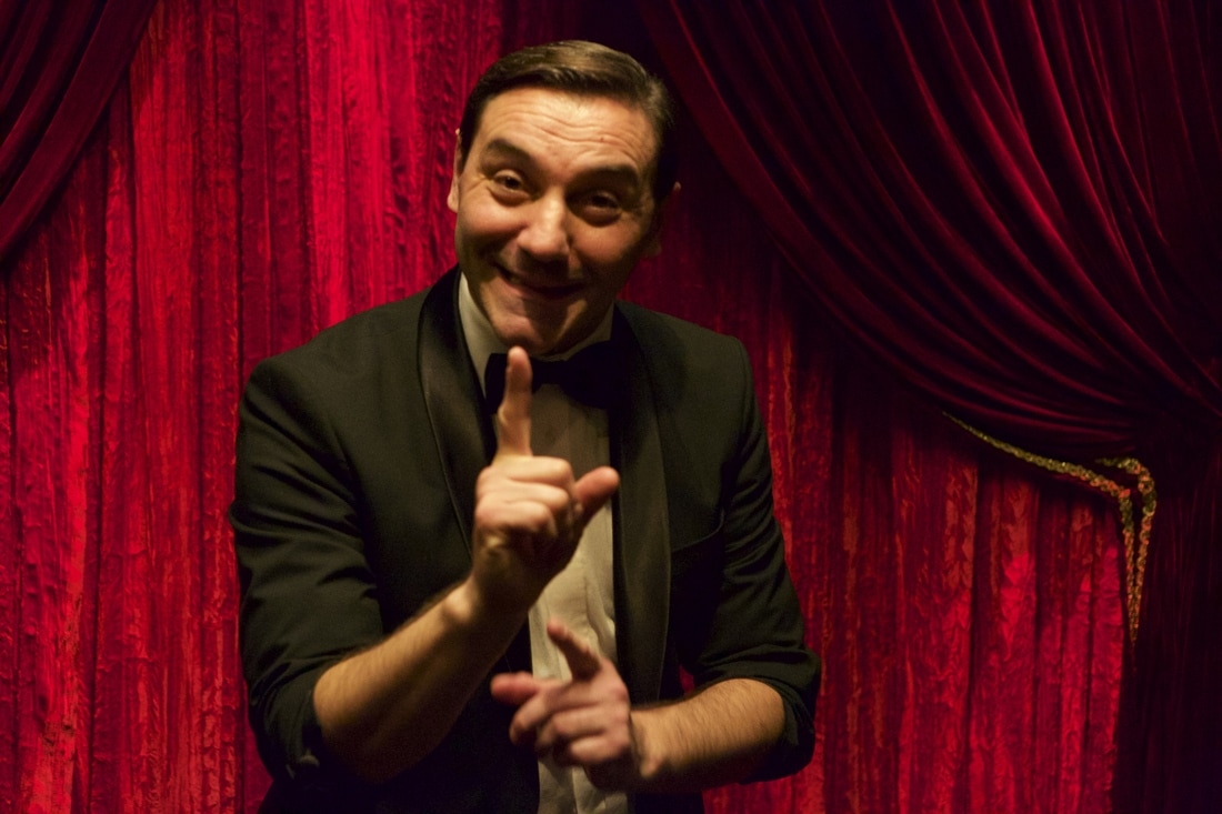 Alex Conradi tafelgoochelaar illusionist spreker boeken