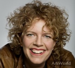 Brigitte Kaandorp Cabaretier Humor Show Boeken