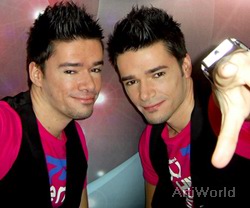 Dennis en Jeffrey Tape-artiest Zanger Duo Boeken