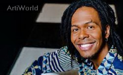 Jeangu Macrooy Popzanger Songwriter Tape-artiest Boeken