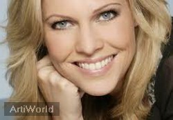 Nance Coolen Presentator Presentatrice Boeken